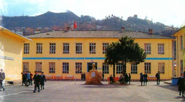 1910'DAN 2009'A RİZE LİSESİ GERÇEĞİ