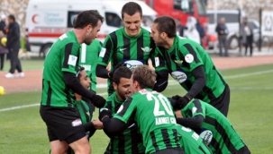 Akhisar Belediyespor: 3 - Çaykur Rizespor: 0