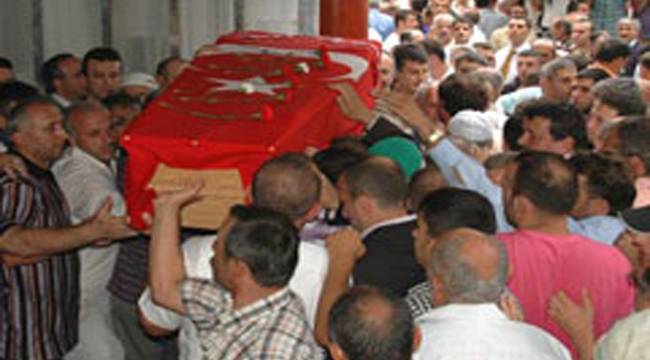 ARZU ERBAŞ SON YOLCULUĞUNA UĞURLANDI