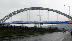 BAKIRCI'NIN AFİŞLERİNE VALİLİK ENGELİ