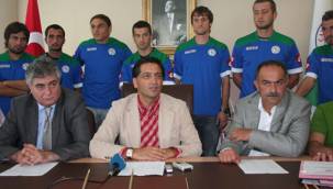 ÇAYKUR RİZESPOR'DA 9 İSİM İMZAYI ATTI