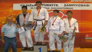 ÇAYSPOR'DAN JUDO'DA TÜRKİYE BİRİNCİLİĞİ