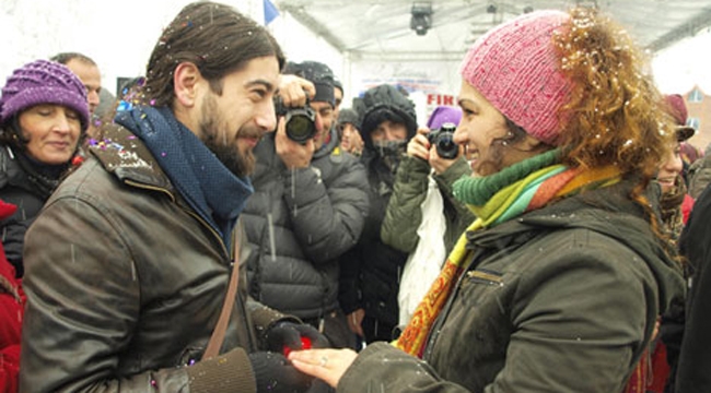Kardan Adam Şenliği'nde ilginç evlenme teklifi