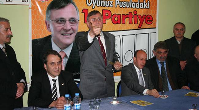 KENAN BIYIK, CAMİÖNÜ MAHALLESİ'NDE