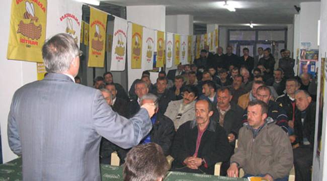 KENAN BIYIK, TAKSİCİLER DERNEĞİ İLE BİR ARADA