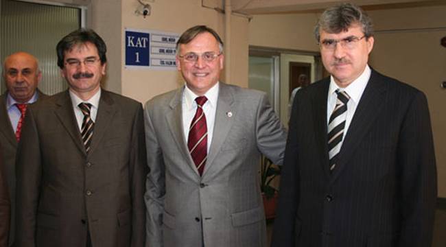 KENAN BIYIK'TAN, EKREM YÜCE'YE ZİYARET