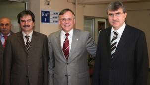 KENAN BIYIK'TAN, EKREM YÜCE'YE ZİYARET