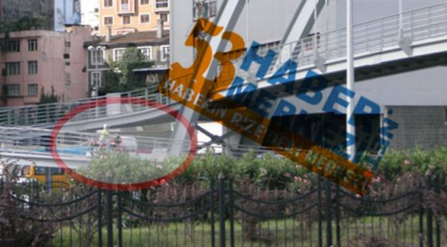 MEŞHUR ÜST GEÇİTTE BİR MOTORSİKLET VAKASI DAHA