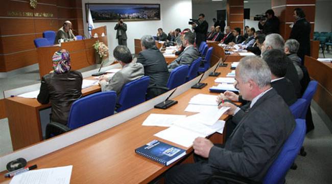RİZE BELEDİYESİ'NDE İLK MECLİS TOPLANTISI YAPILDI