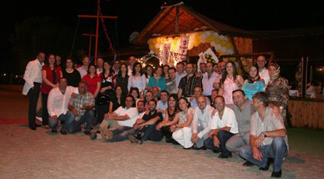 RİZE LİSESİ 1988 MEZUNLARI BİR ARAYA GELDİ