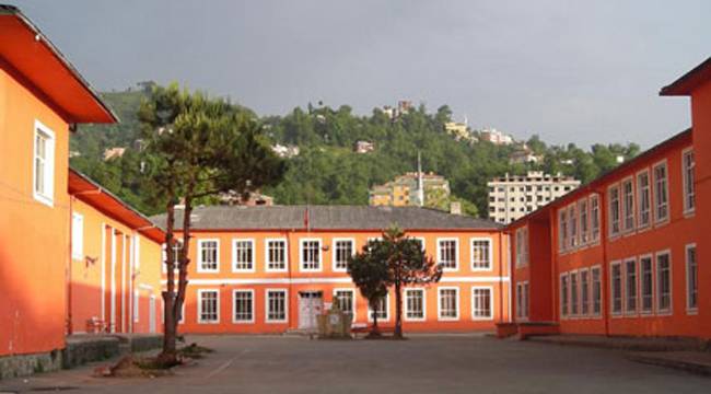 RİZE LİSESİ, KURULUŞUNUN 100. YILINDA TARİH OLUYOR!