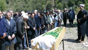 TURGAY AYHAN'IN BABAANNESİ, EBEDİYETE UĞURLANDI