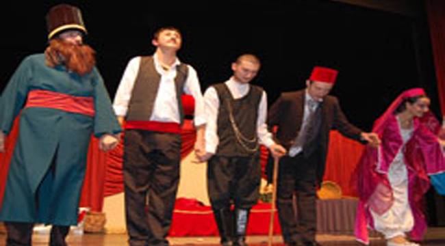 7 KOCALI HÜRMÜZ BİR KEZ DAHA PERDE DEDİ