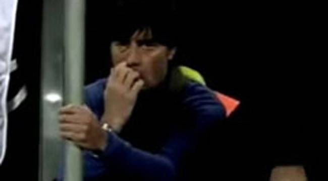 ALMAN TEKNİK DİREKTÖR LÖW ŞAŞIRTTI / VİDEO