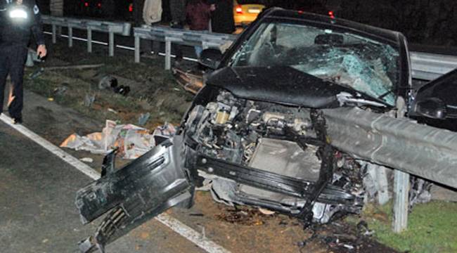 ARDEŞEN'DE FECİ TRAFİK KAZASI: 1 ÖLÜ, 1 YARALI