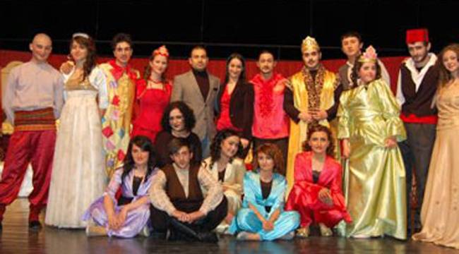 BİR KELOĞLAN MASALI ÇOCUKLARDAN TAM NOT ALDI