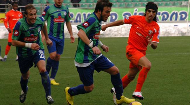 ÇAYKUR RİZESPOR ADANA İLE 1 PUANA RAZI OLDU