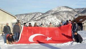DOĞA SEVERLERDEN HANDÜZÜ'NE 8 SAATLİK YÜRÜYÜŞ