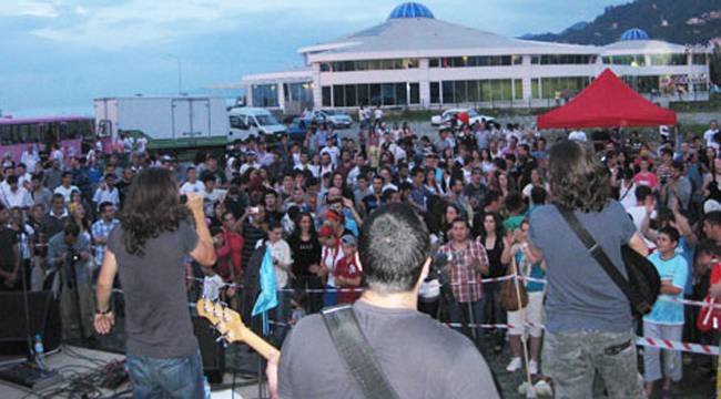 MARSİS KONSERİ İLE HES'LERE DUR DENİLDİ / VİDEO