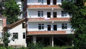 RİZE'DE AMCA ÇOCUKLARININ İLGİNÇ LAZ İNADI