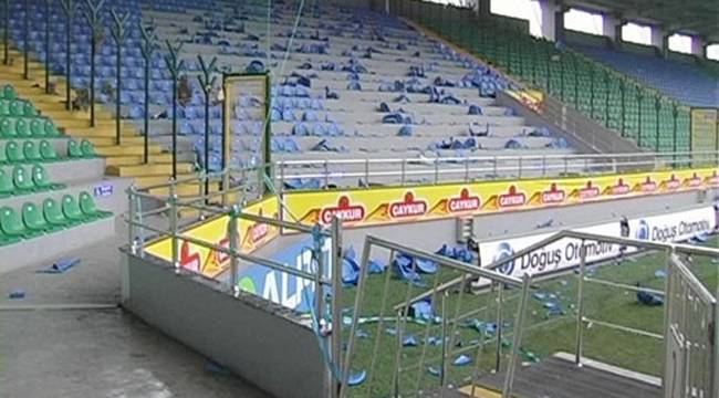 RİZESPOR'UN YENİ ŞEHİR STADINDA HASAR BÜYÜK!