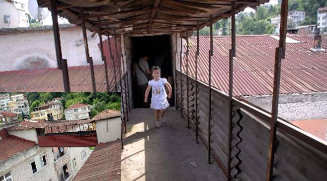 YANGIN MERDİVENİ YERİNE YANGIN GEÇİDİ