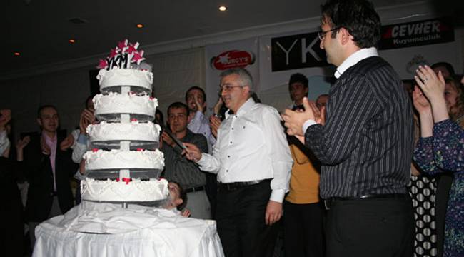 YKM RİZE MAĞAZASI 5. KURULUŞ YILINI KUTLADI