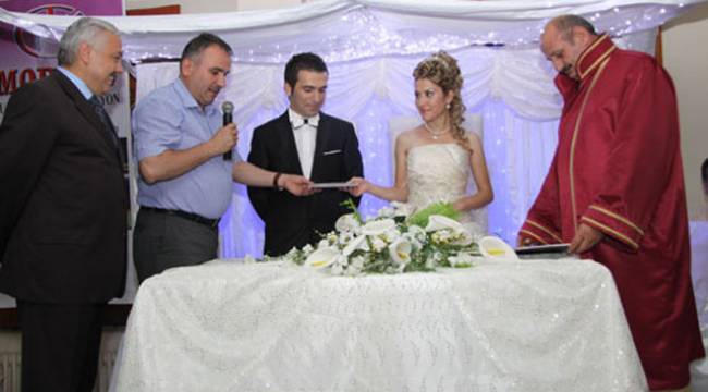 CEMİL VE HASRET'İN MUTLU GÜNÜ