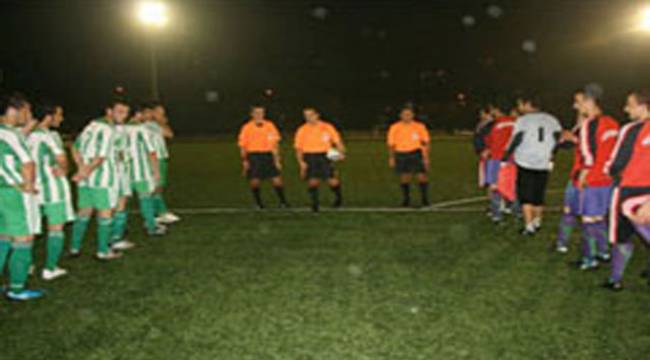 GÜNEYSUSPOR İLE İYİDERESPOR KARŞILAŞTI