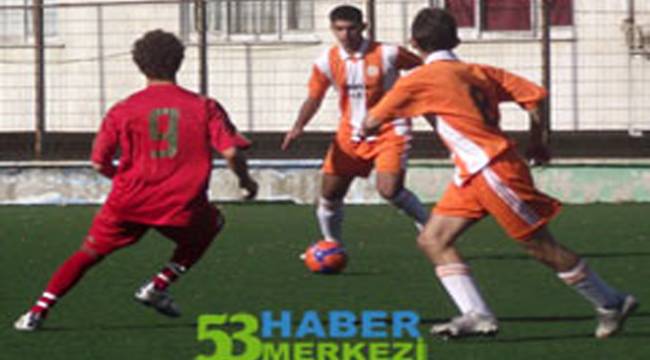 ÇAYKURSPOR: 1 - VELİKÖYSPOR: 3