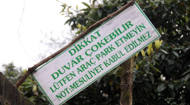 DUVAR ÇÖKEBİLİR, MESULİYET KABUL EDİLMEZ