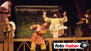 İSTİBDAT KUMPANYASI RİZE'DE SAHNELENDİ