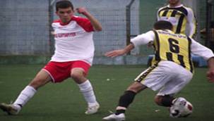 RİZE BELEDİYESPOR: 1 - DEREPAZARISPOR: 2