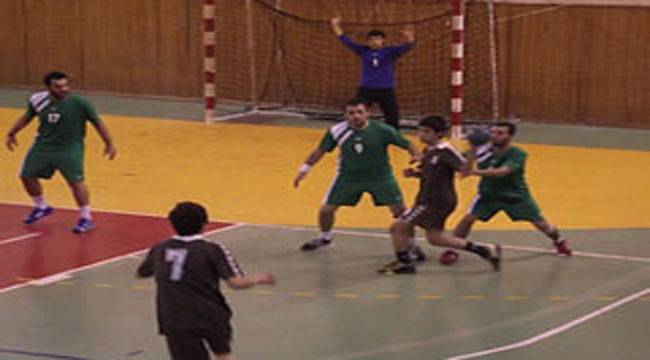 RİZE GENÇLİK SPOR: 27 - ARTVİN 7 MART: 28