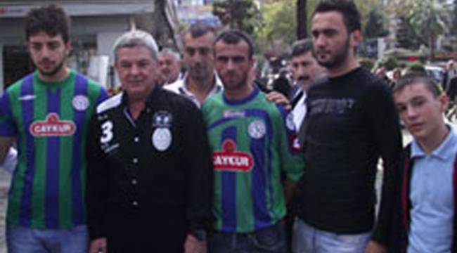 FACEBOOK'DA KAYIHAN İÇİN 'İSTİFA' SESLERİ