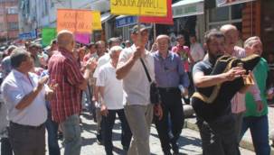 Fındıklı'da Karali Çay Fabrikası protesto edildi