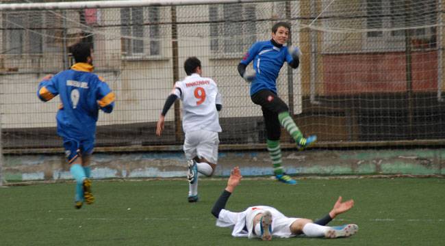 Hamzabeyspor: 0 - Madenli Belediyespor: 2
