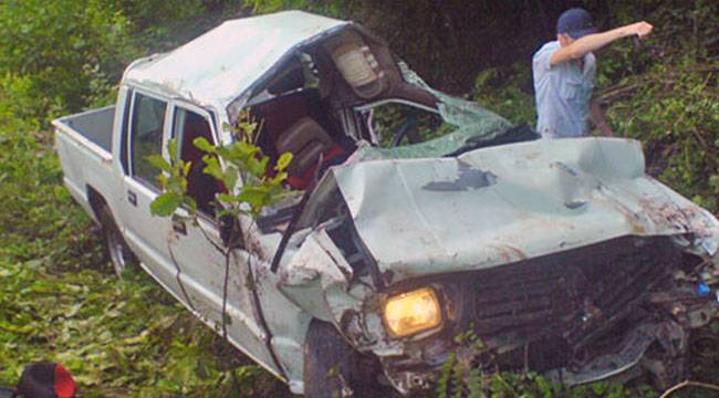 PAZAR'DA TRAFİK KAZASI: 1 ÖLÜ, 2 YARALI