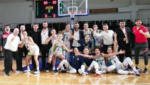 Rize Belediyesi'nin Perileri çeyrek finalde