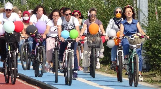 Süslü Kadınlar Rize'de pedal çevirdi