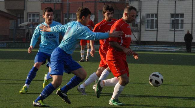 Telekomspor: 4 - Ardeşengücü: 1