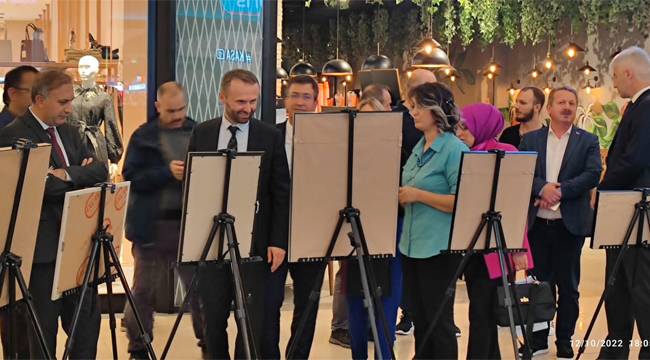 RTEÜ öğrencilerinden Özgün Baskı Resim Sergisi