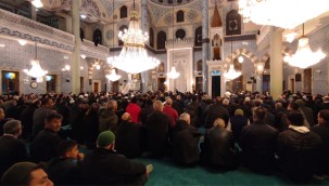 Kadir Gecesi Rize’de dualarla idrak edildi
