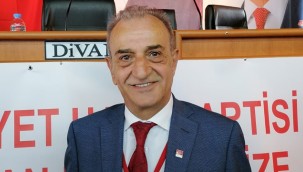 CHP Rize Merkez İlçe'de Başkan Topaloğlu yeniden seçildi