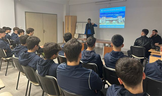 Rize'de altyapı sporcularına İyiye, Doğruya ve Güzele eğitimi verildi