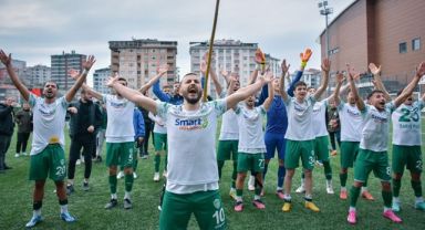 Çayelispor lideri devirdi lider oldu