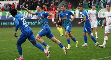 Çaykur Rizespor Antalya'yı 3 golle geçti