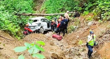 Çayeli'nde trafik kazası: 1 ölü, 4 yaralı