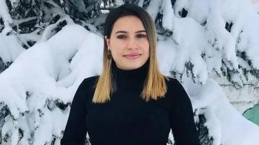 Esra Şentürk Öğretmen ve Babası Kazada Hayatını Kaybetti